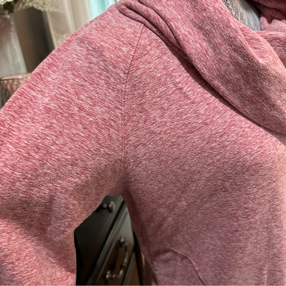 Athleta Cozy Cowl Neck Pullover Top Heathered Pink Thumbholes Size L - Picture 4 of 16